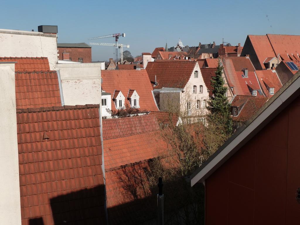 Likedeeler Am Stadthafen Lübeck Oda fotoğraf